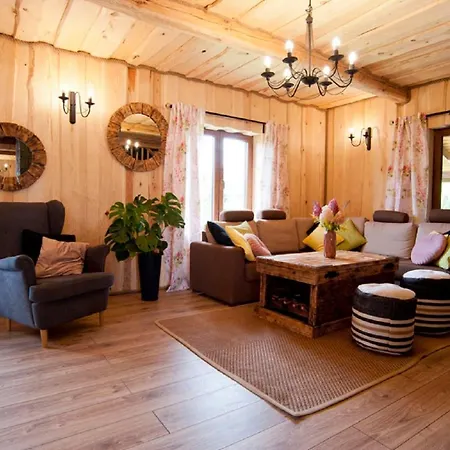 Dadajowa Osada - Dadaj Villa Biskupiec (Olsztyn)